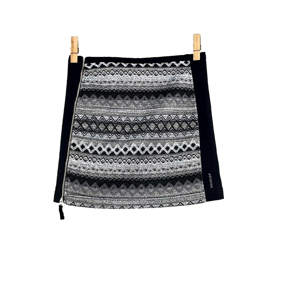 SKHOOP Mini Skirt Women's Small Black Nordic Geometric Gorpcore Outdoor Winter